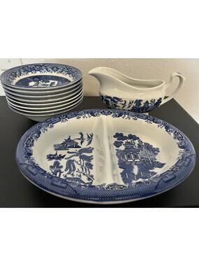 Churchill England Blue Willow 8 Bowls Oval Divided Serving Tray Gravy Boat Lot